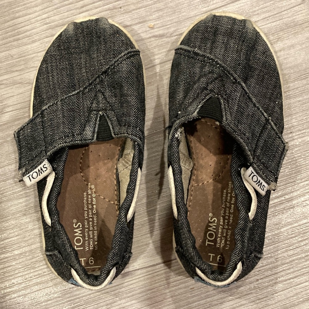 Toms toddler shoe. Easy on Velcro
